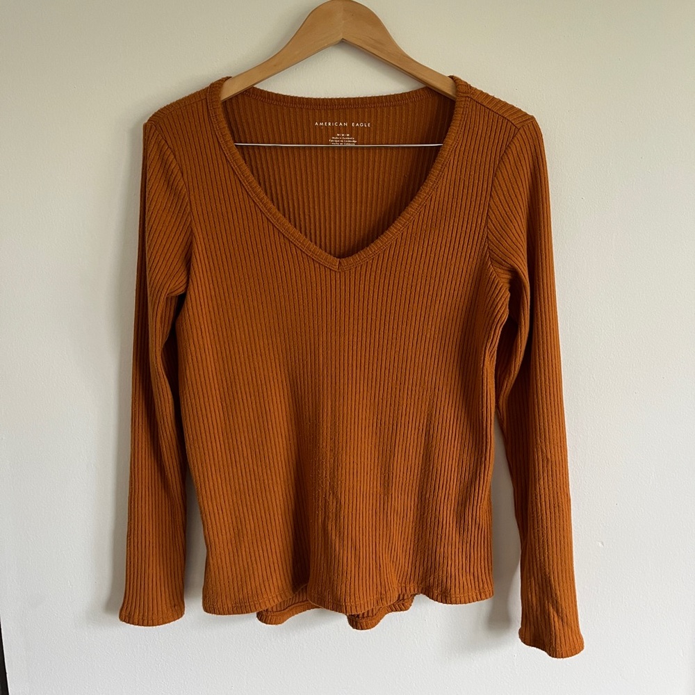 American Eagle orange long sleeve shirt